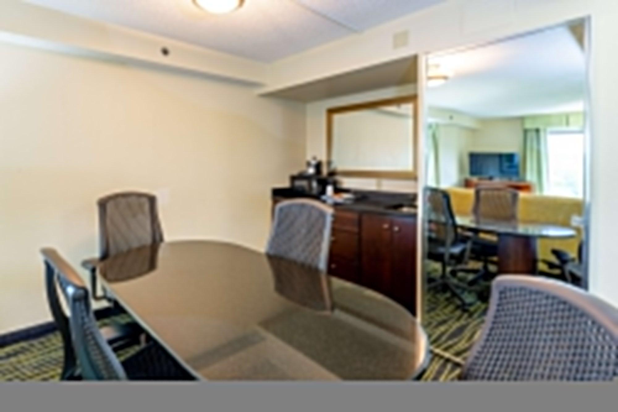 Hampton Inn Columbia I-26/Harbison Blvd Екстериор снимка