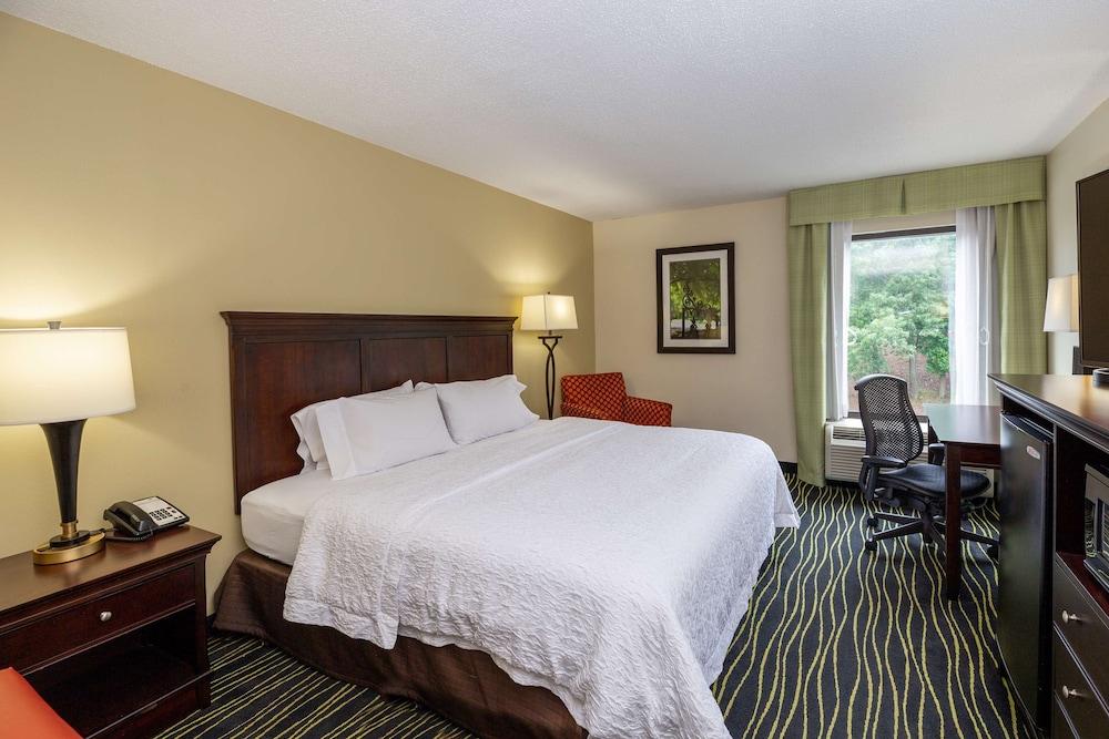 Hampton Inn Columbia I-26/Harbison Blvd Екстериор снимка