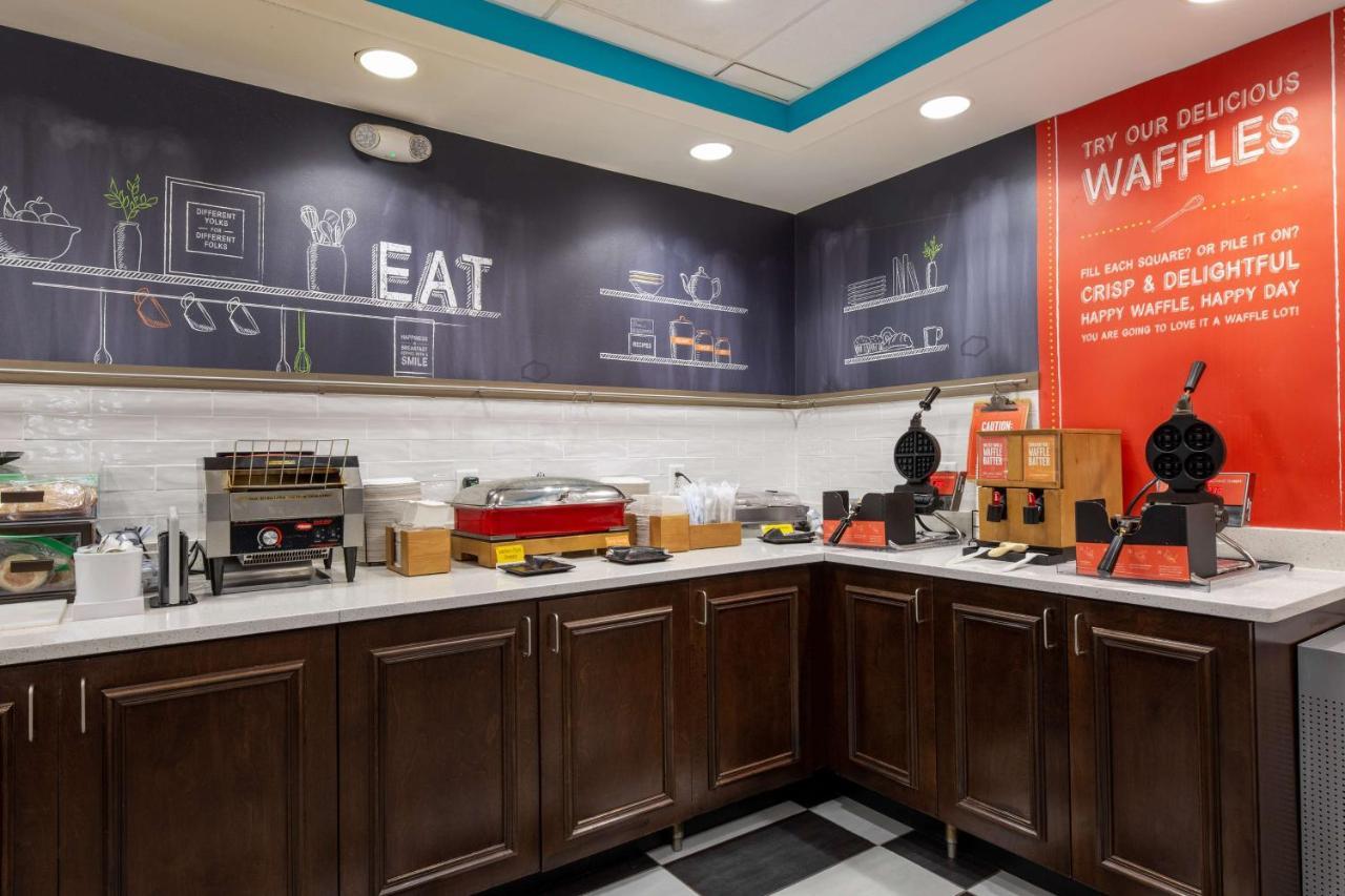 Hampton Inn Columbia I-26/Harbison Blvd Екстериор снимка