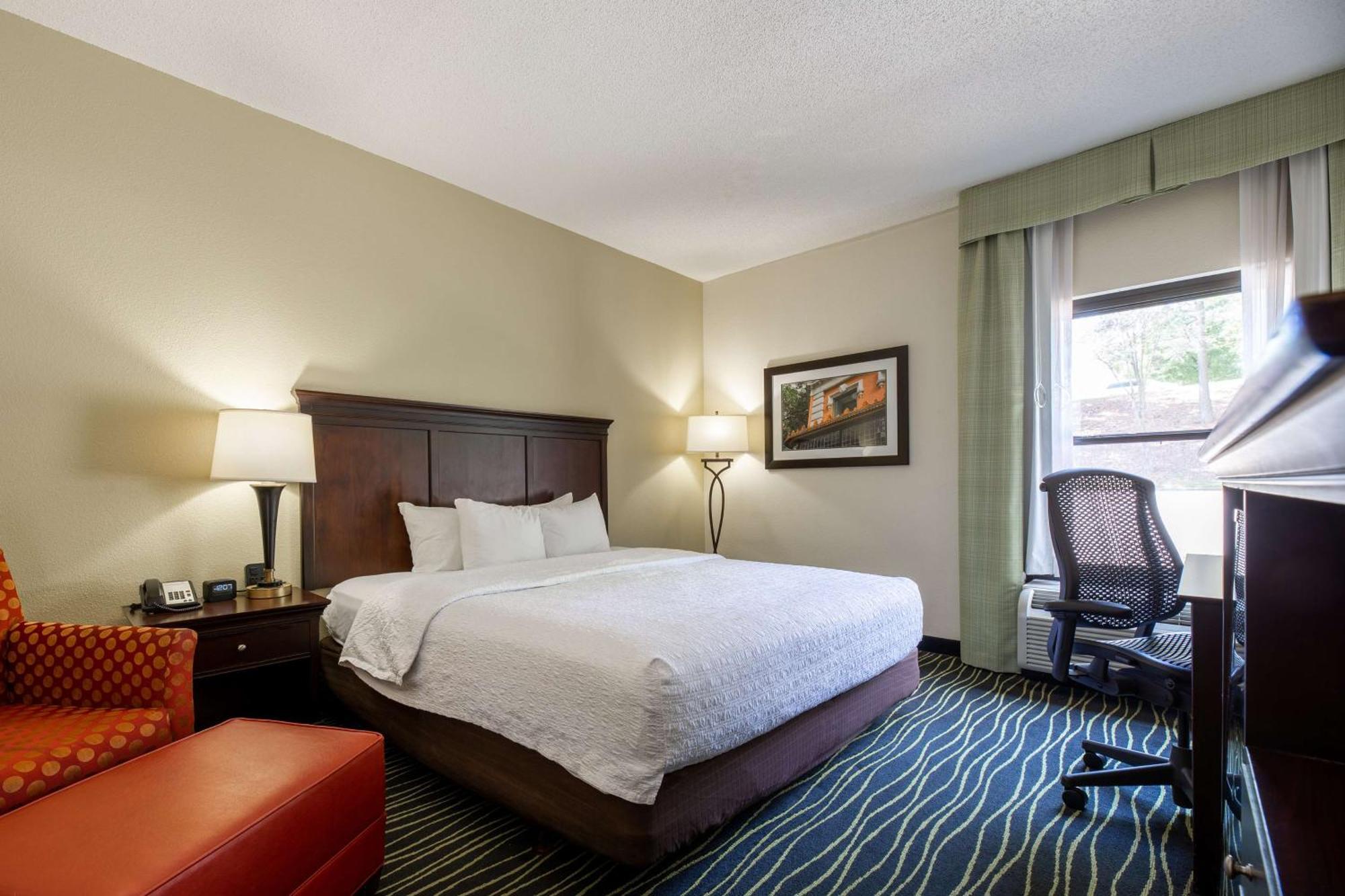 Hampton Inn Columbia I-26/Harbison Blvd Екстериор снимка