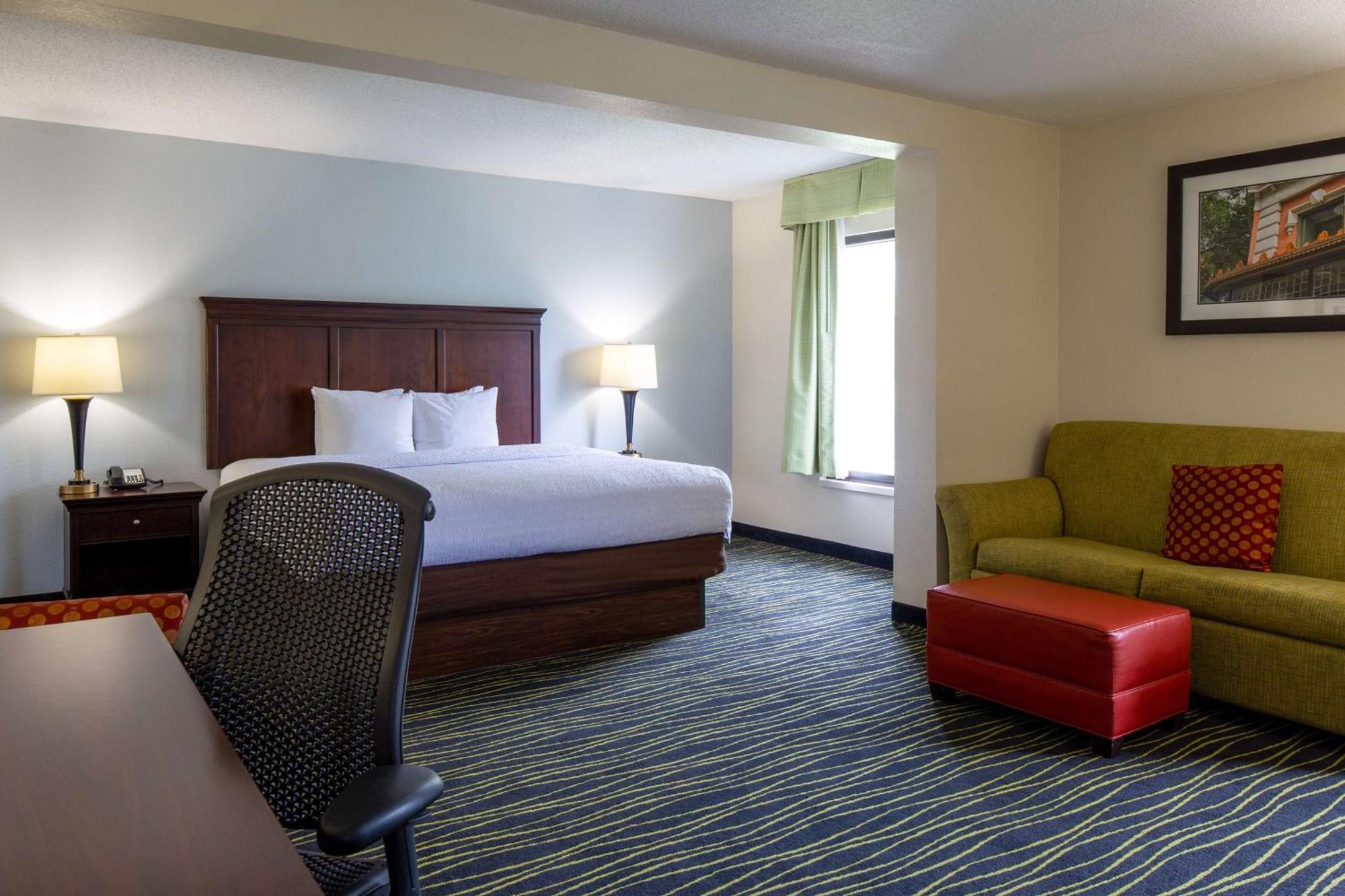 Hampton Inn Columbia I-26/Harbison Blvd Екстериор снимка